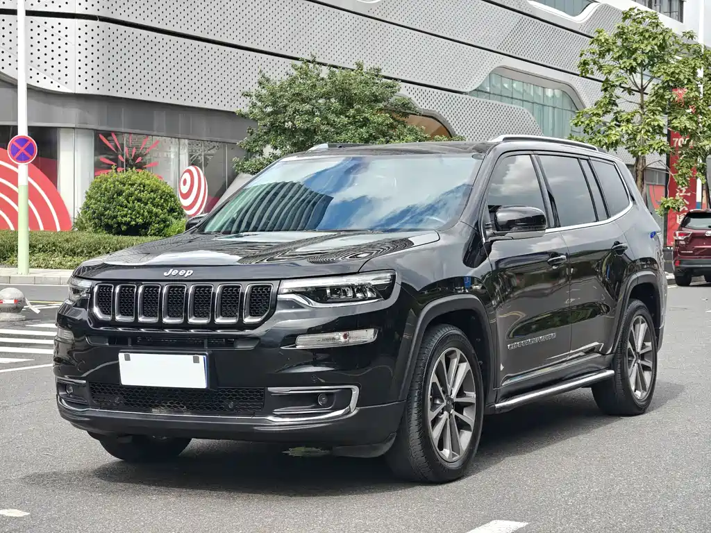 JEEP GRAND COMMANDER