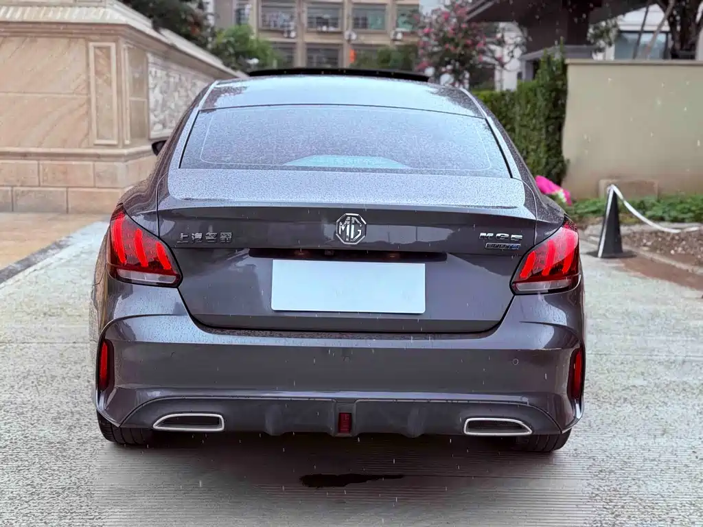 MG MG5 — миниатюра 11