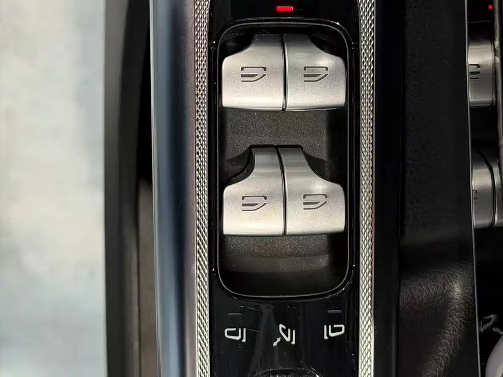 Mercedes-Benz EQE — миниатюра 6