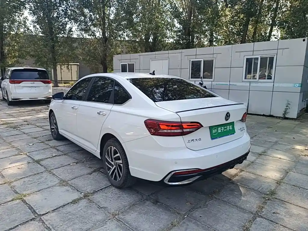 Volkswagen Lavida — миниатюра 5