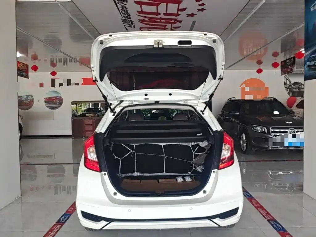 Honda Fit — миниатюра 19