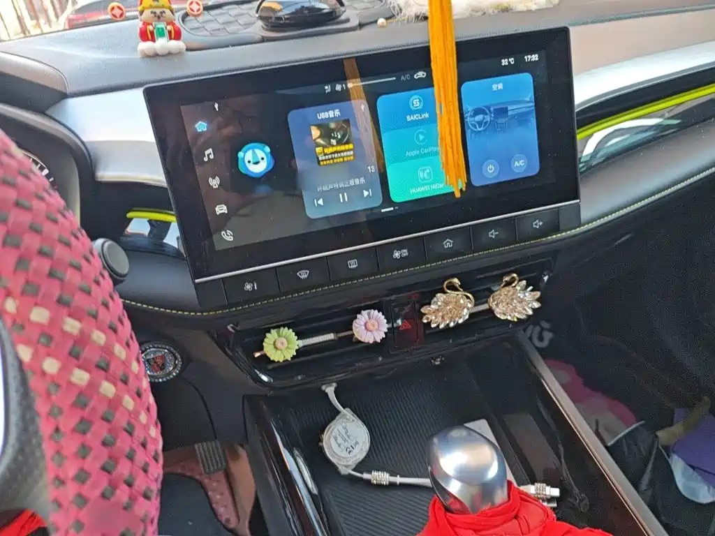 Roewe i5 — миниатюра 6