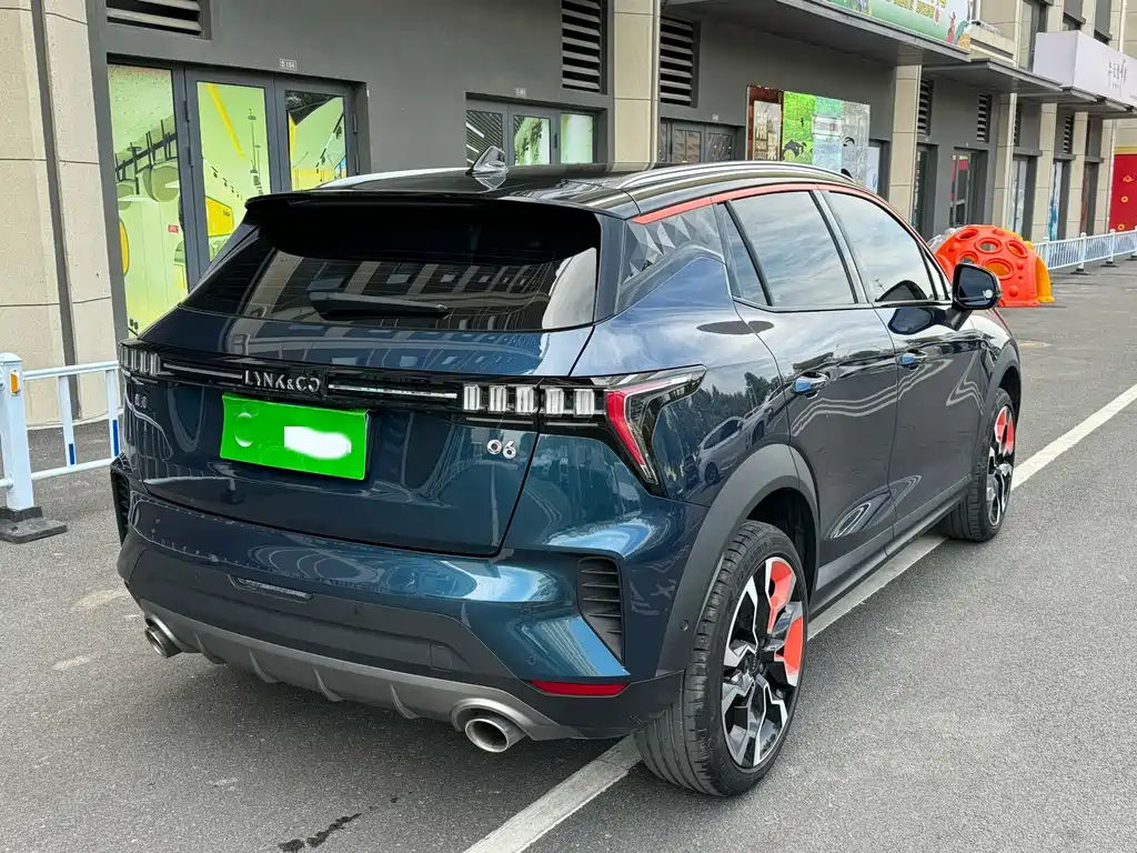Lynk & Co 06 — миниатюра 5