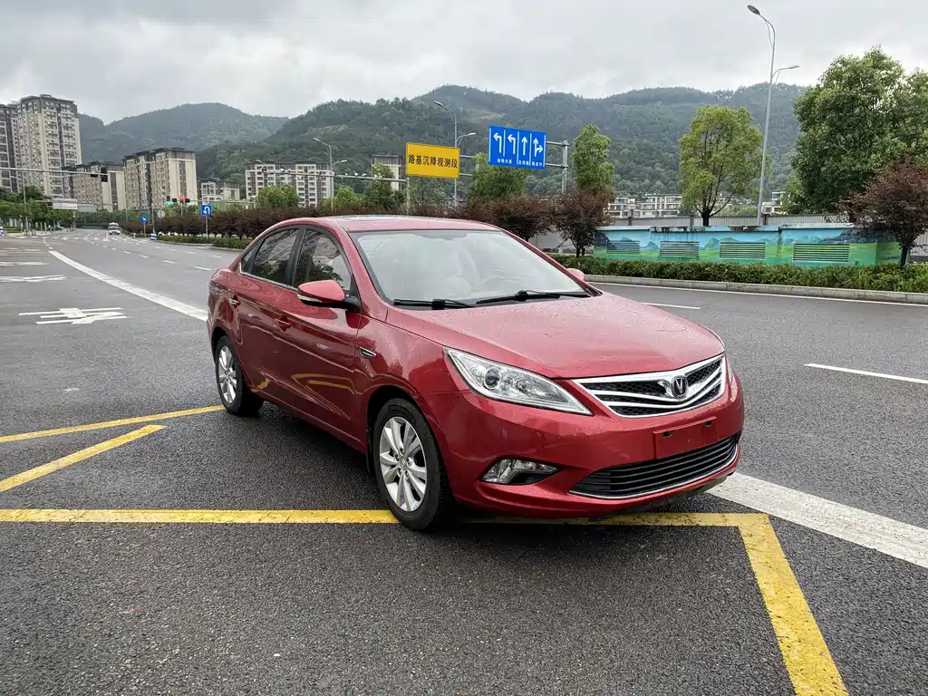Changan Eado — миниатюра 8