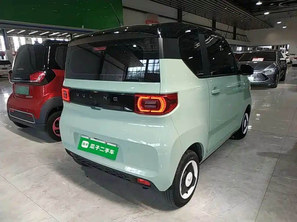 Wuling MINIEV — миниатюра 7