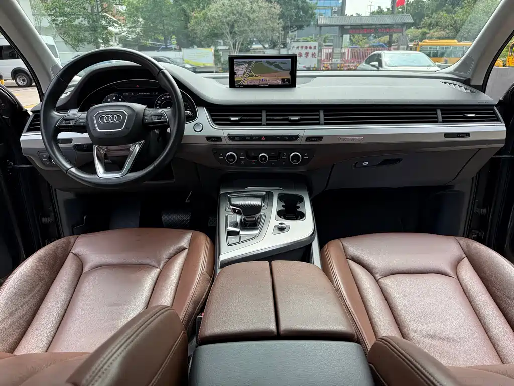 Audi Q7 — миниатюра 14