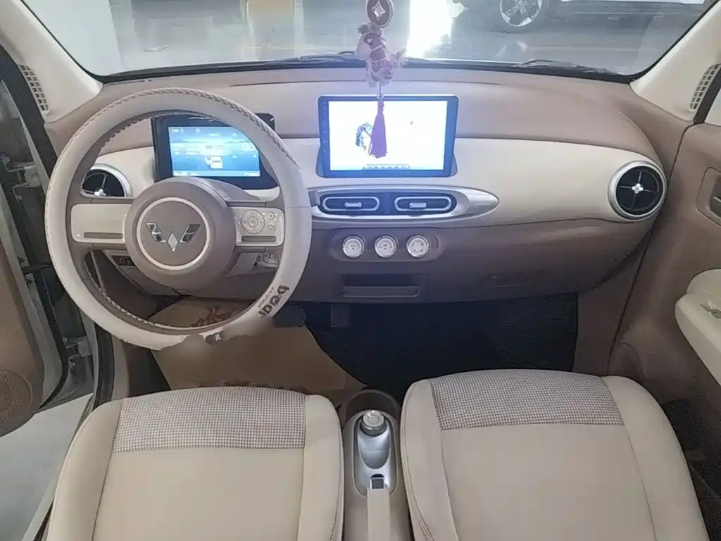 Wuling Mini EV MINIEV 2025
