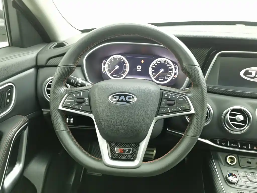 JAC Refine S7 — миниатюра 11
