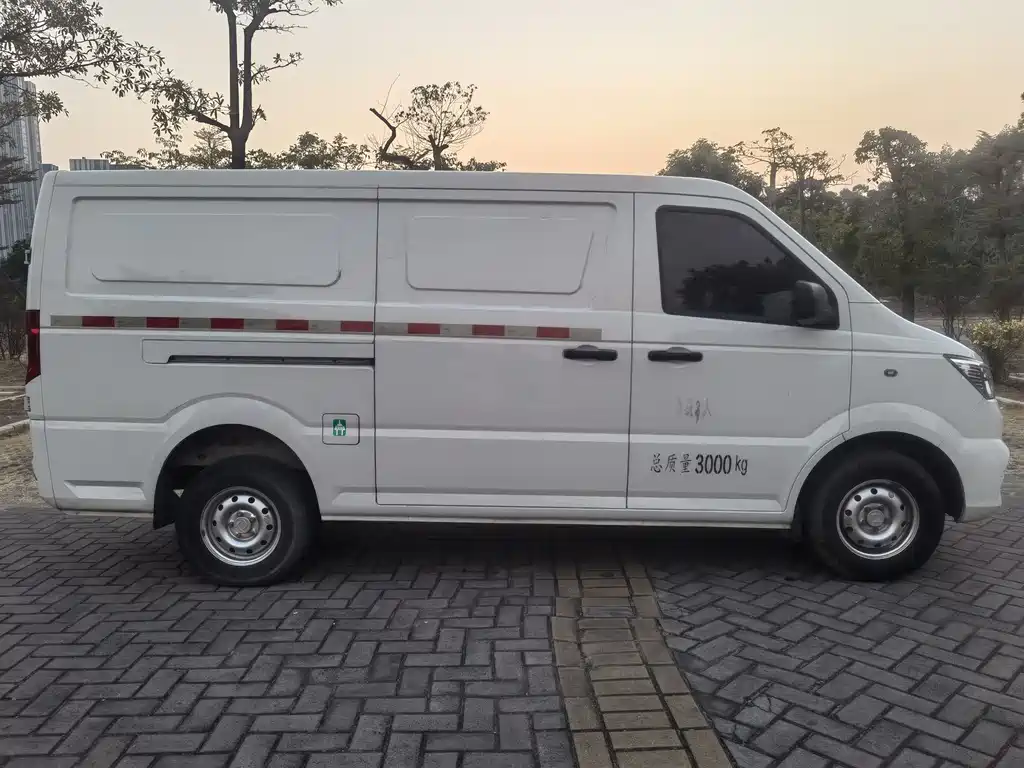 DONGFENG YUFENG EM26