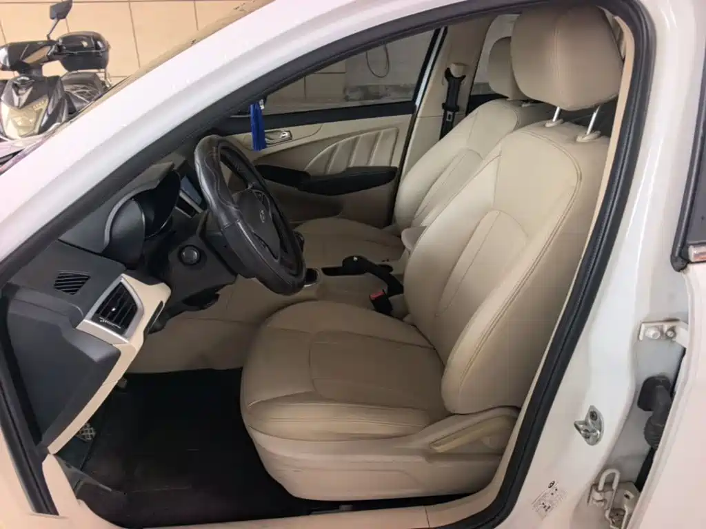 Chery Arrizo 7 — миниатюра 15