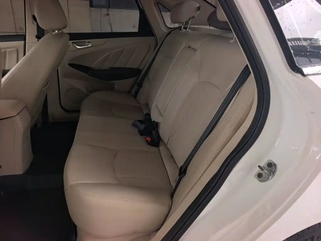 Chery Arrizo 7 — миниатюра 17