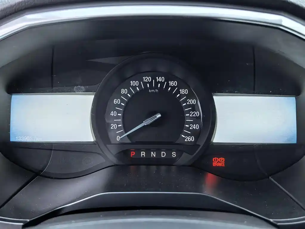 Ford Edge — миниатюра 20