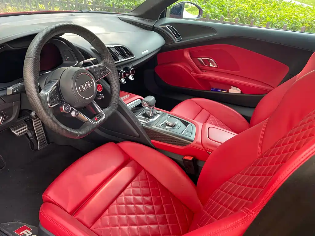 Audi R8 — миниатюра 7