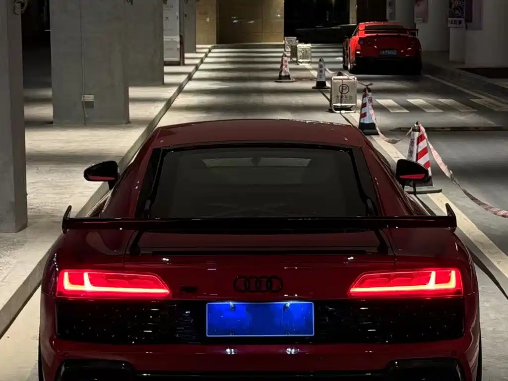 Audi R8 — миниатюра 3