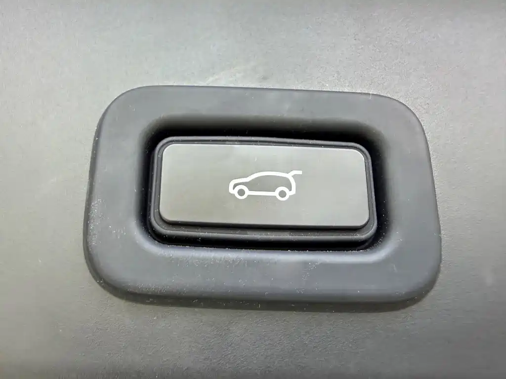 Land Rover Evoque — миниатюра 20