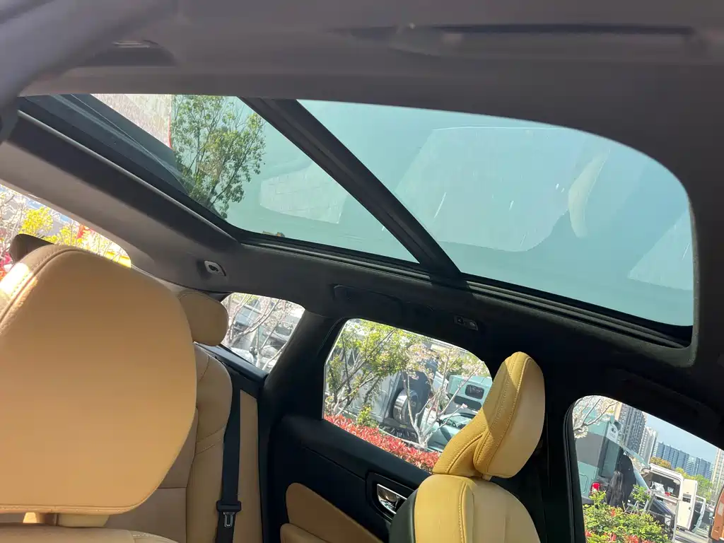 Volvo XC60 — миниатюра 18