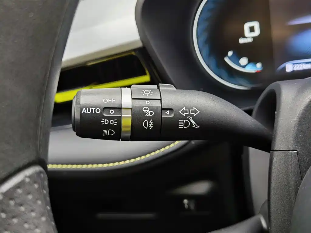 Roewe i5 — миниатюра 21