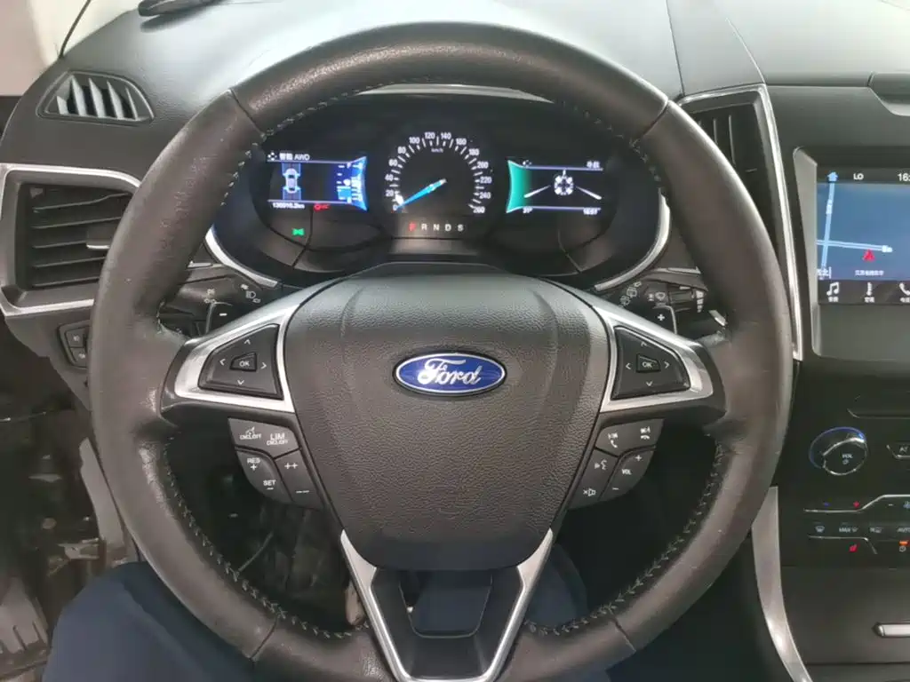 Ford Edge — миниатюра 11