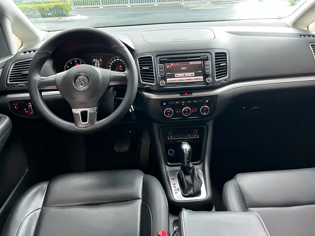 Volkswagen Sharan — миниатюра 9