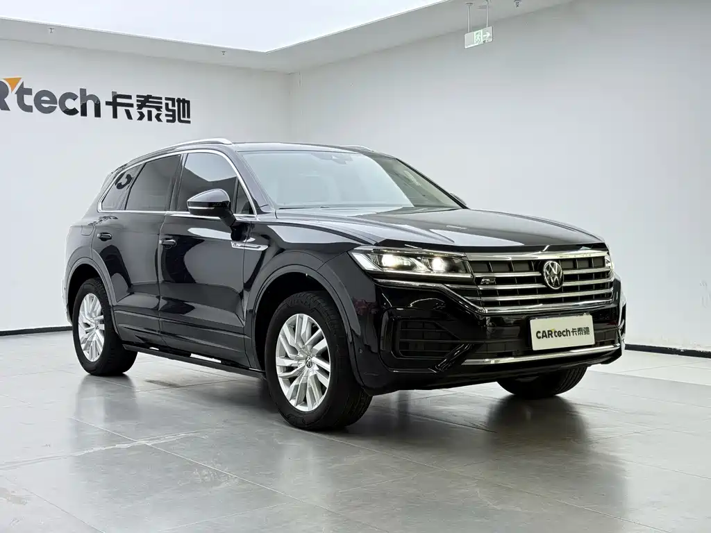 Volkswagen Touareg — миниатюра 12