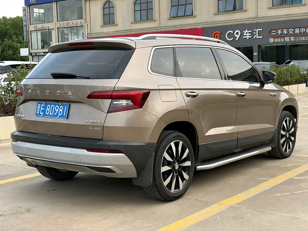 Skoda Karoq — миниатюра 4