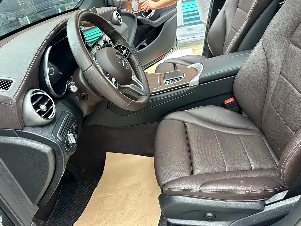 Mercedes-Benz GLC 2021 GLC 300 L 4MATIC