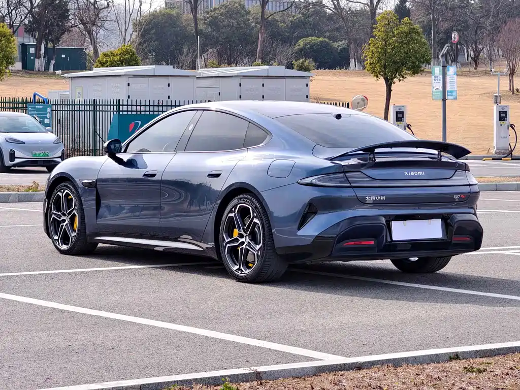 XIAOMI CAR XIAOMI SU7