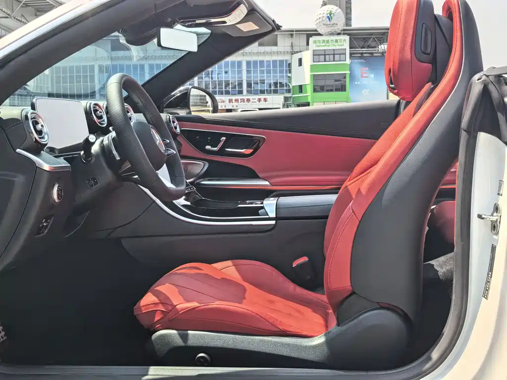 Mercedes-Benz CLE — миниатюра 13