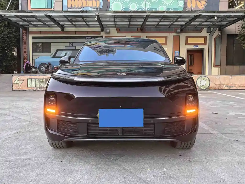 Li Auto L8 2023 Pro