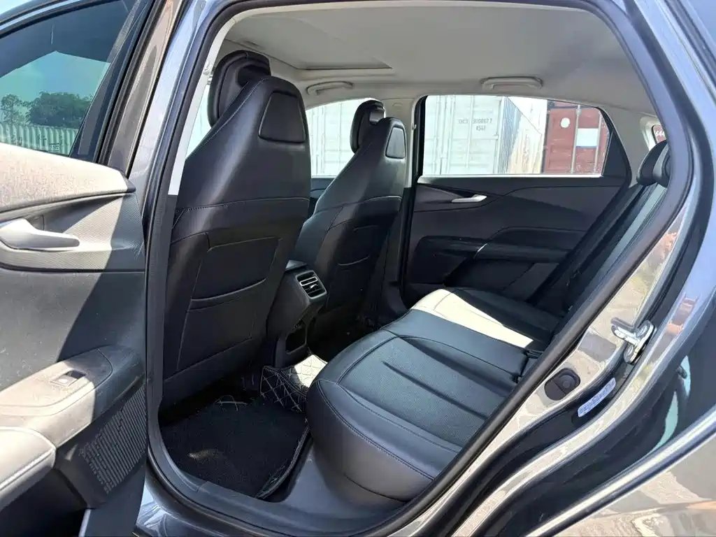 Changan Eado — миниатюра 6
