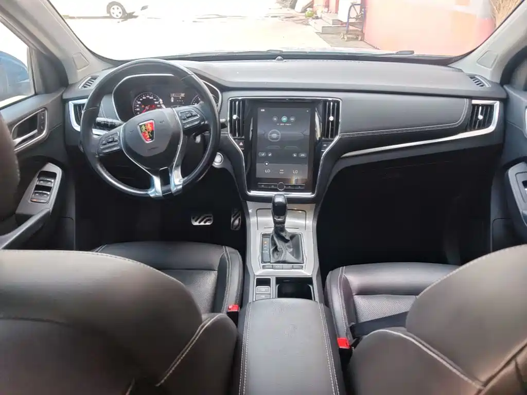Roewe RX5 — миниатюра 10