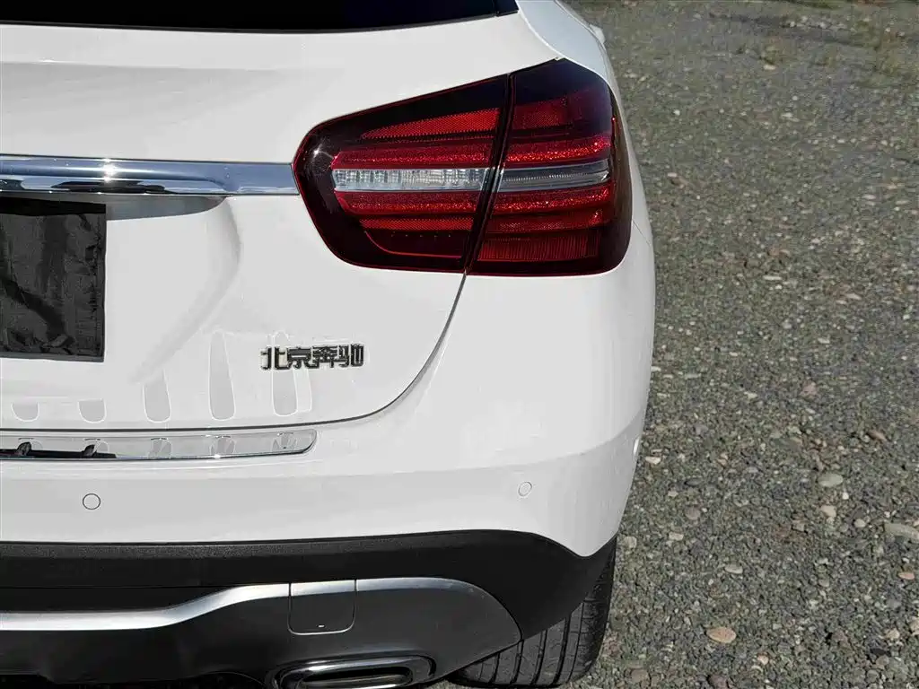 Mercedes-Benz GLA — миниатюра 16
