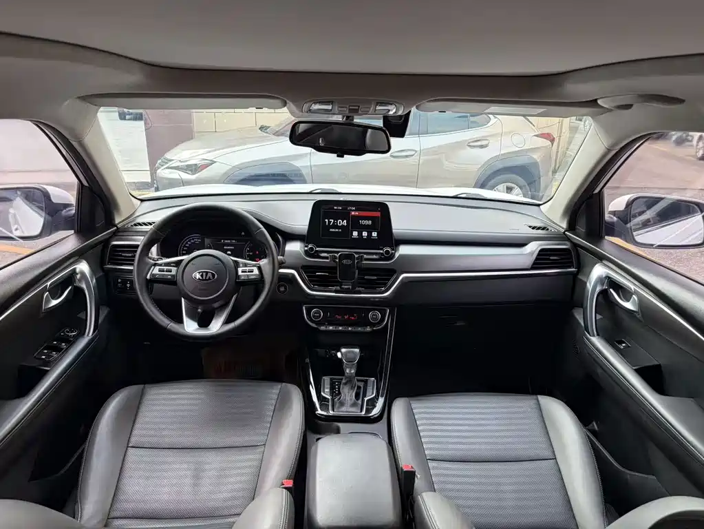 Kia Sportage — миниатюра 10