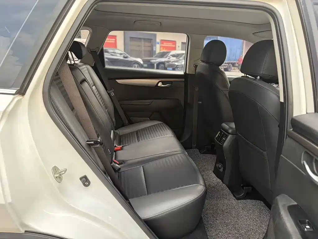 Kia Sportage — миниатюра 11