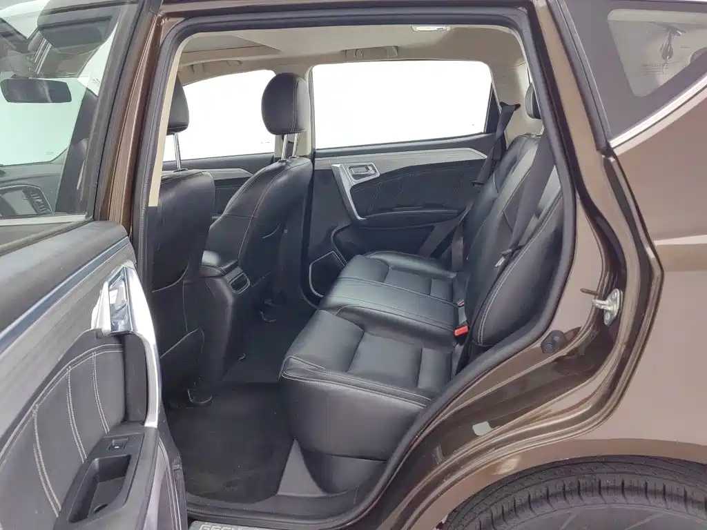 Geely Vision X6 — миниатюра 15