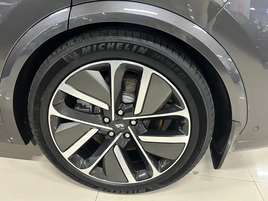 Li Auto Li L7 — миниатюра 20