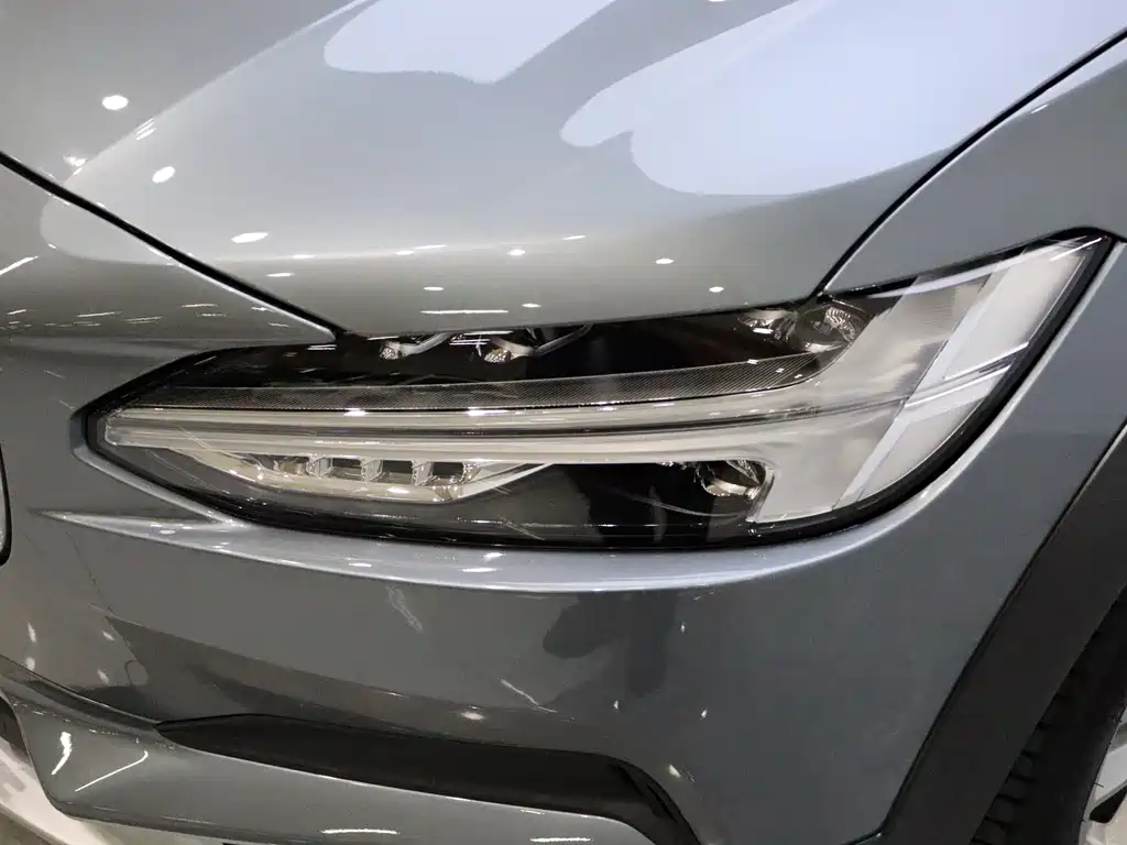 Volvo V90 2017 Cross Country T5 AWD