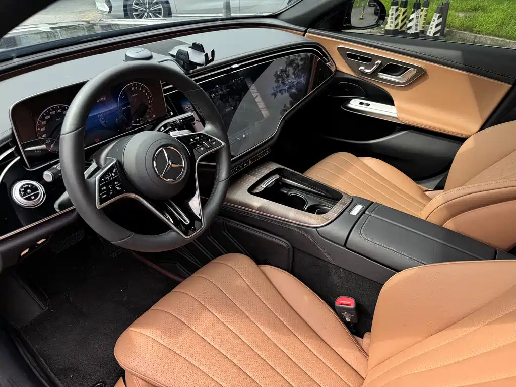 Mercedes-Benz E-Class E 2024 E 350 e L