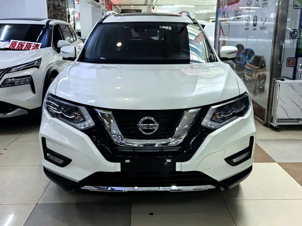 Купить Nissan X-Trail