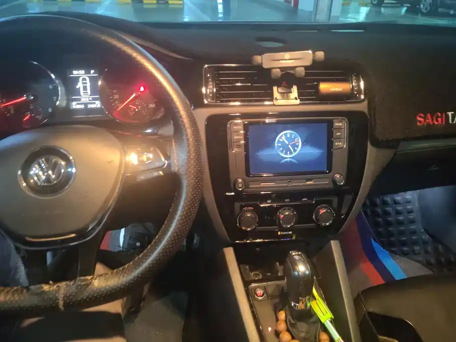 Volkswagen Sagitar — миниатюра 12