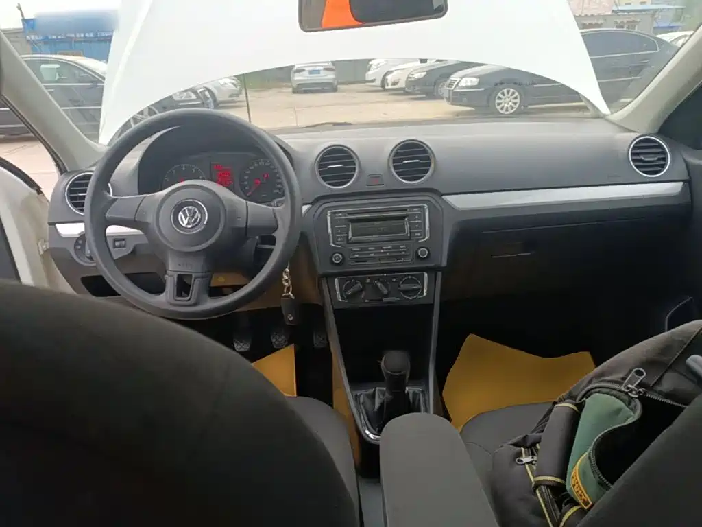 Volkswagen Jetta — миниатюра 10