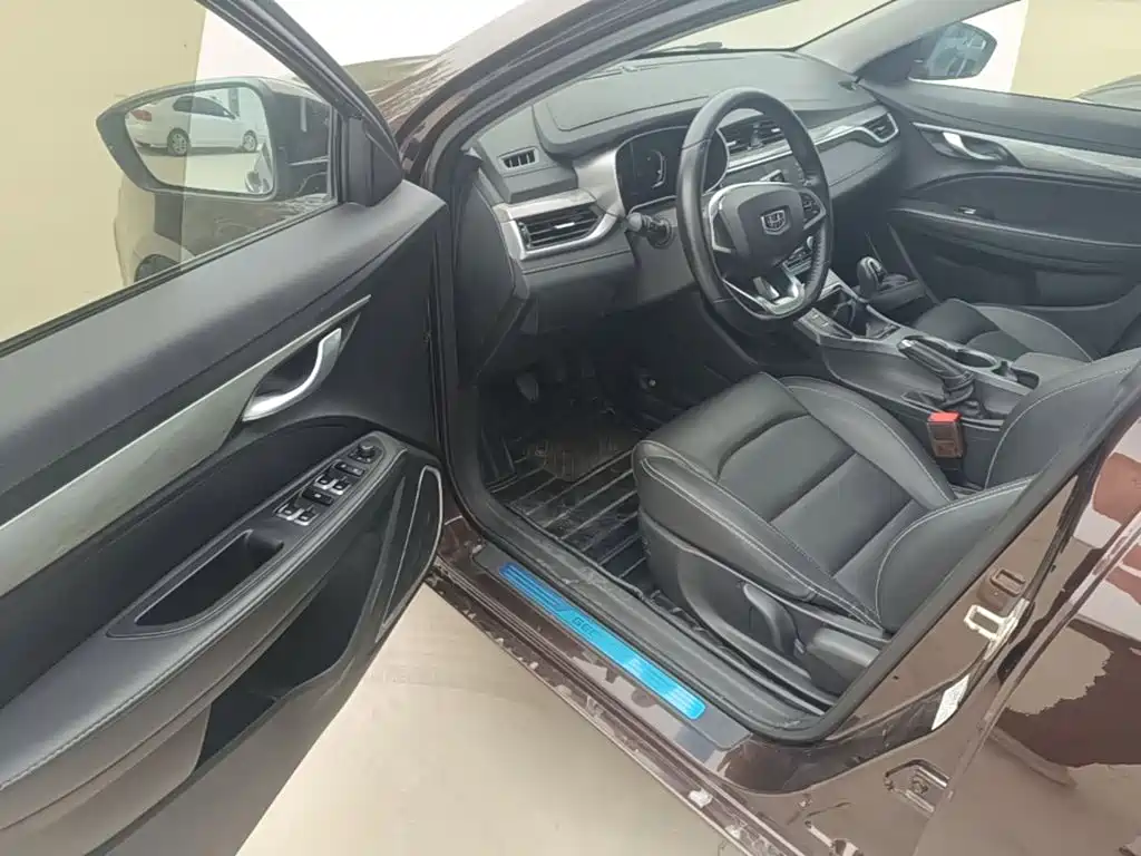 Geely Emgrand — миниатюра 16