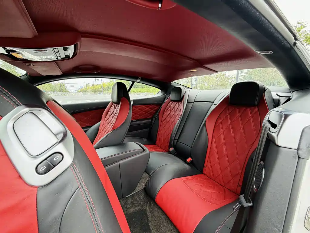 Bentley Continental — миниатюра 8
