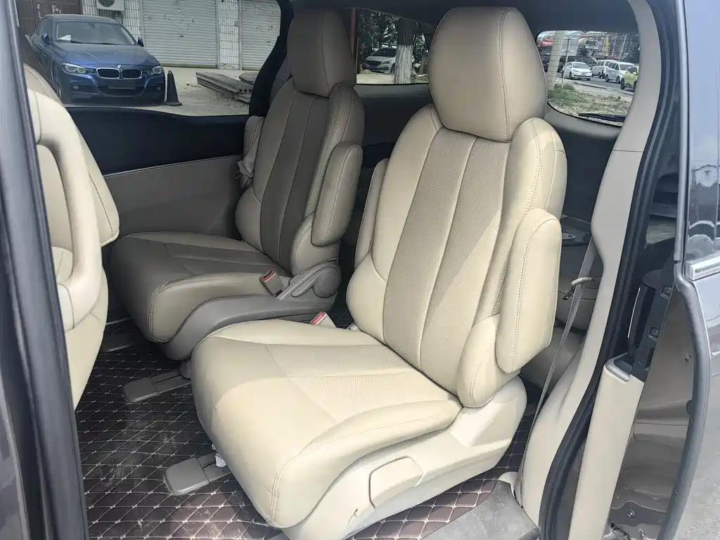 Buick GL8 2017 25S Luxury V