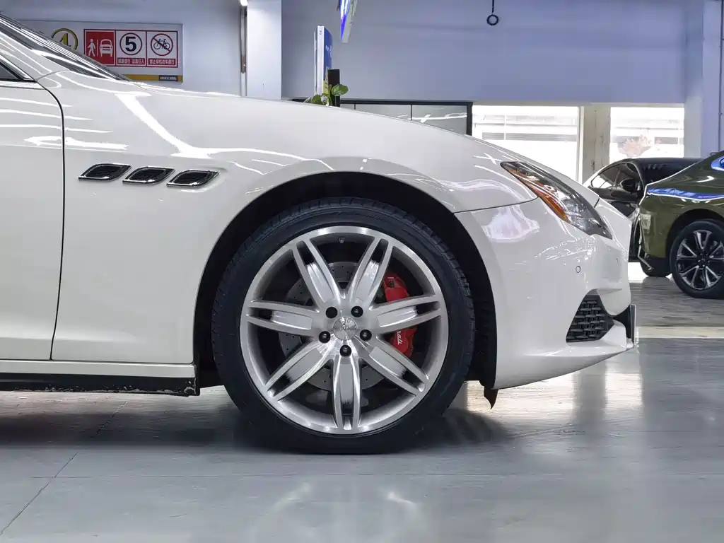 Maserati Quattroporte 3.0T Standard Type, фото 9