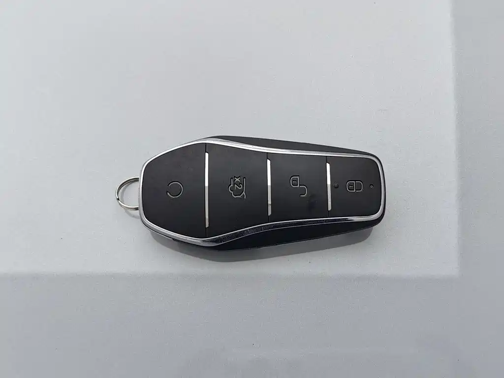 BYD Qin L — миниатюра 19