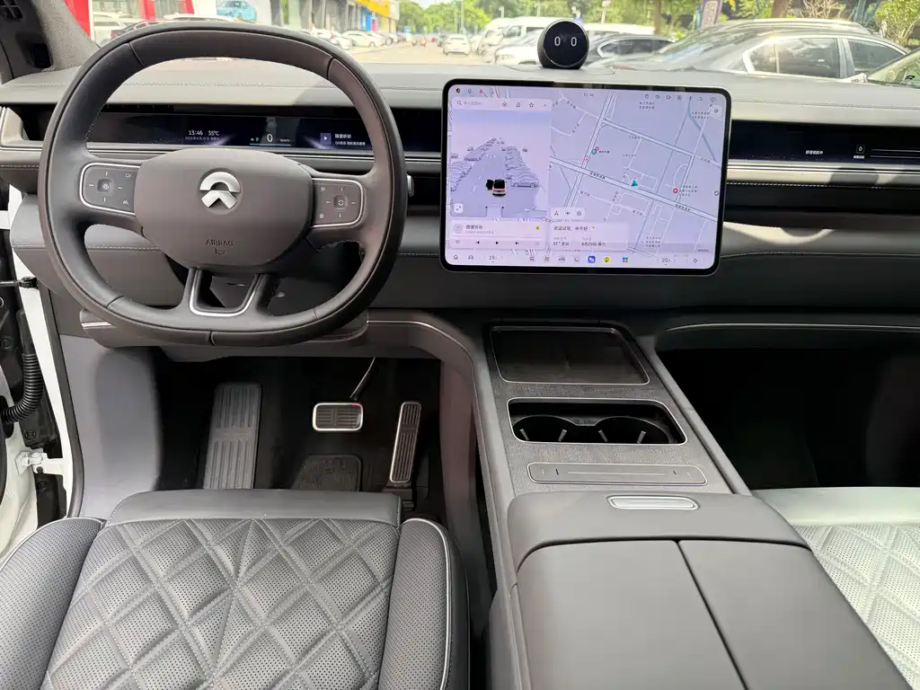 NIO ES8 — миниатюра 4