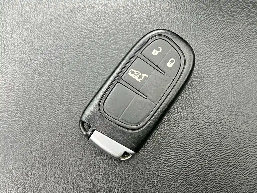 Jeep Grand Commander — миниатюра 15