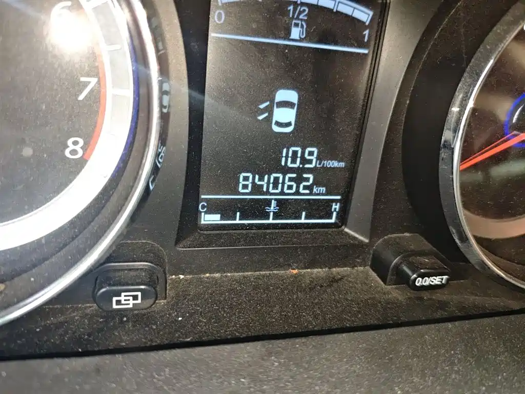 DONGFENG POPULAR CM7