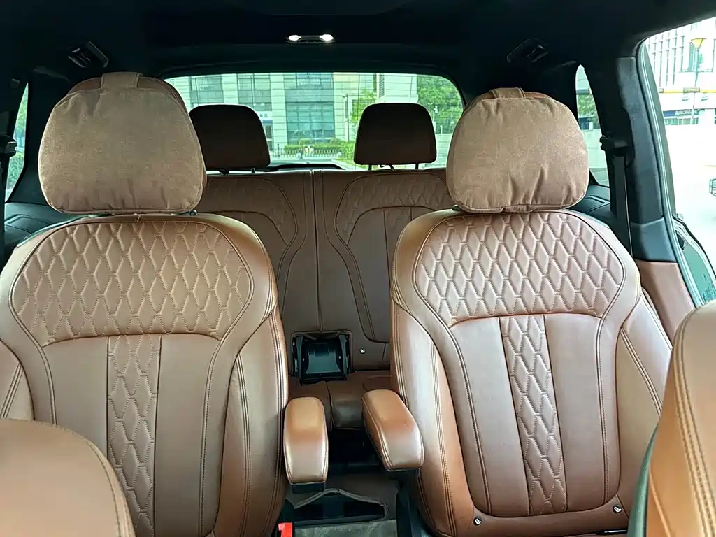 BMW X7 — миниатюра 11